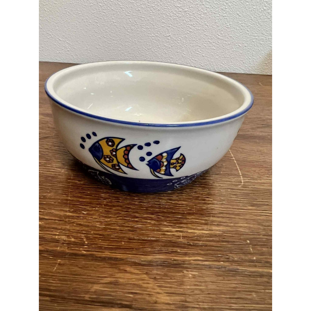 Yokohama Studio Hand-Painted Ceramic Bowl Colorful Tropical Fish Design 7″